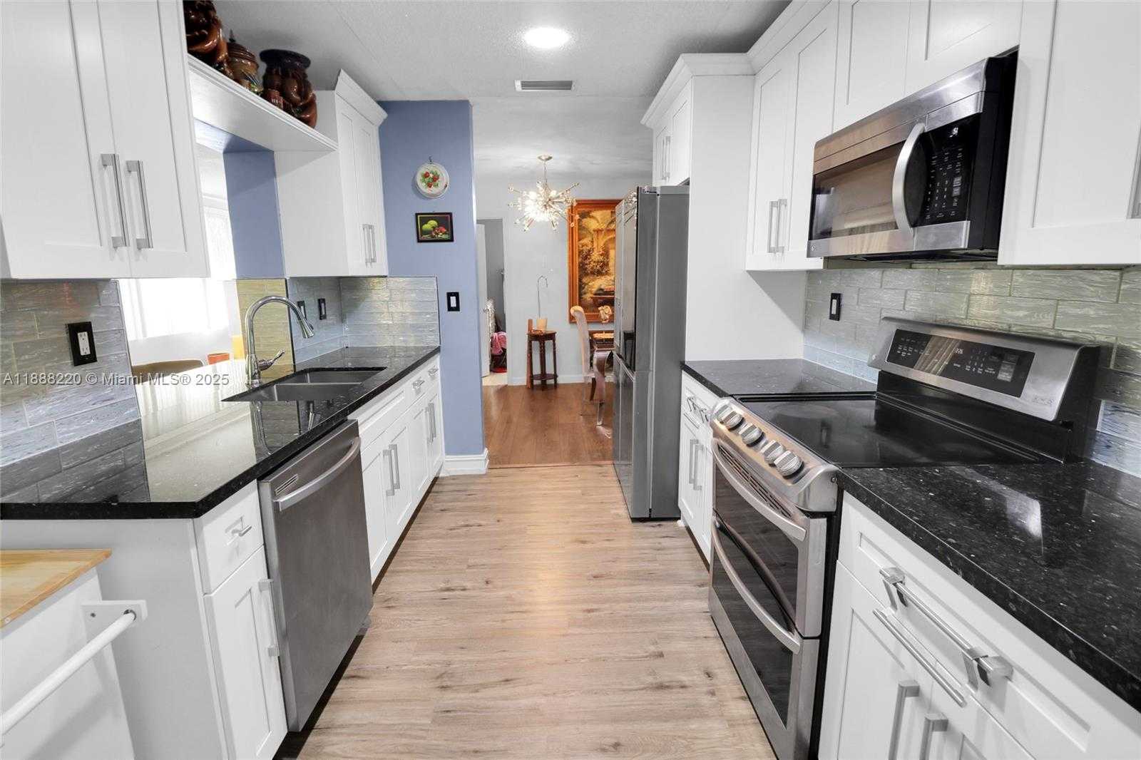Small Image of 6712 NORTH WEST 73RD ST, Tamarac Number 18