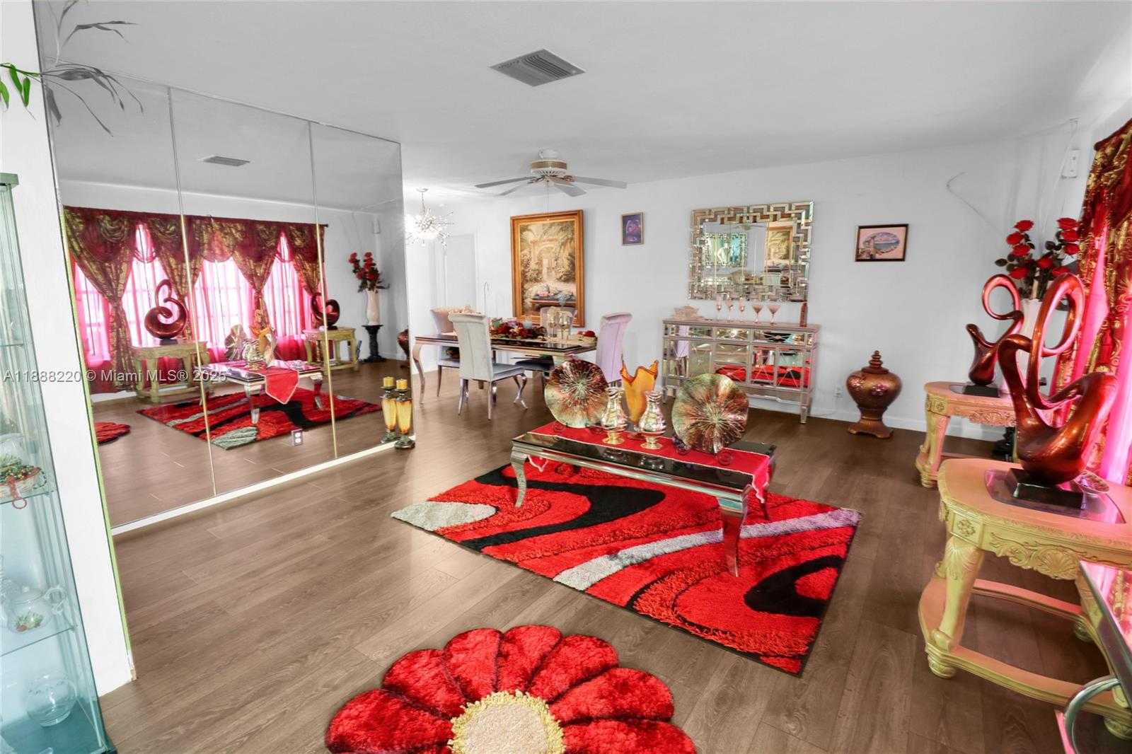 Small Image of 6712 NORTH WEST 73RD ST, Tamarac Number 5