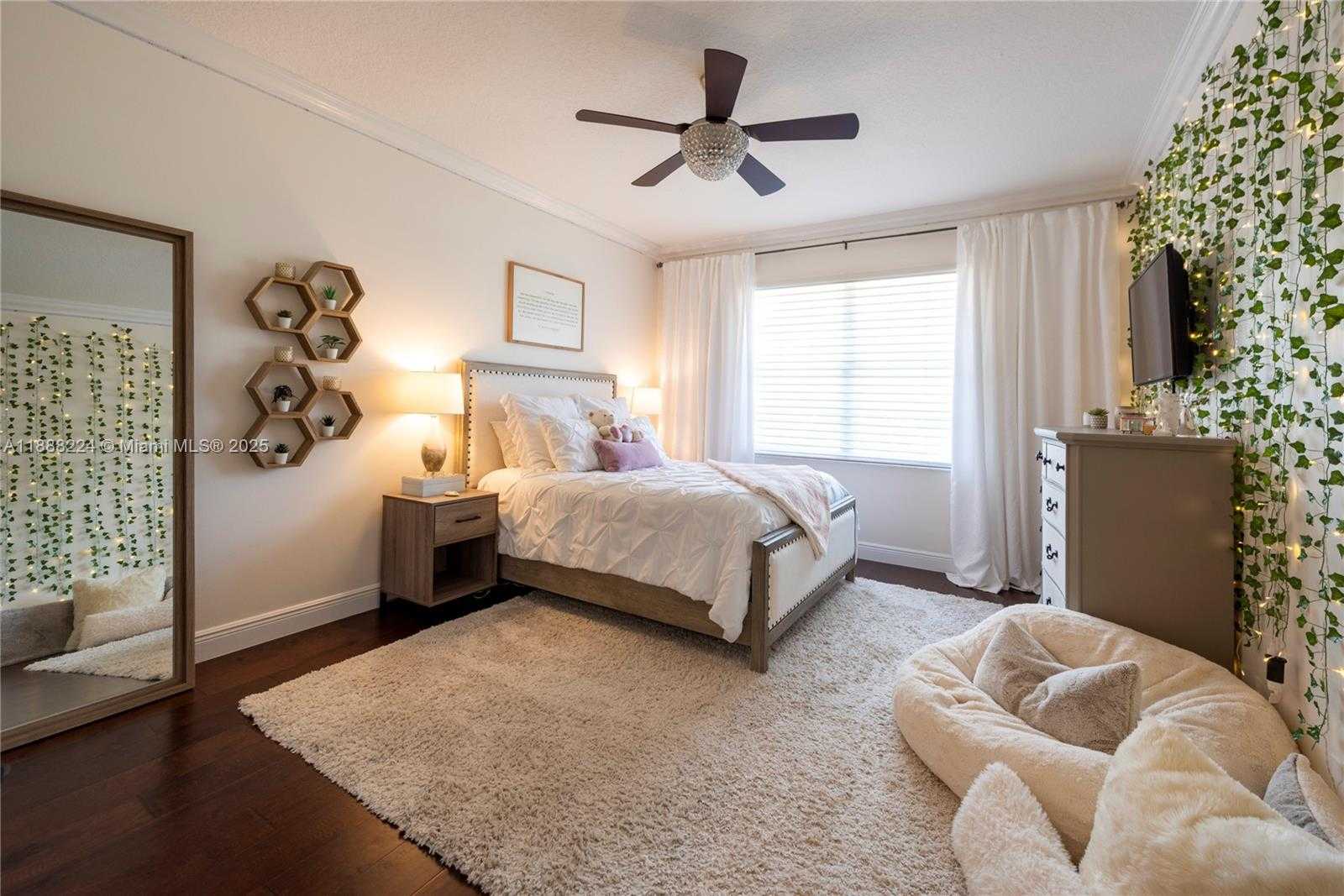 Small Image of 11636 NORTH WEST 5TH ST, Plantation Number 35