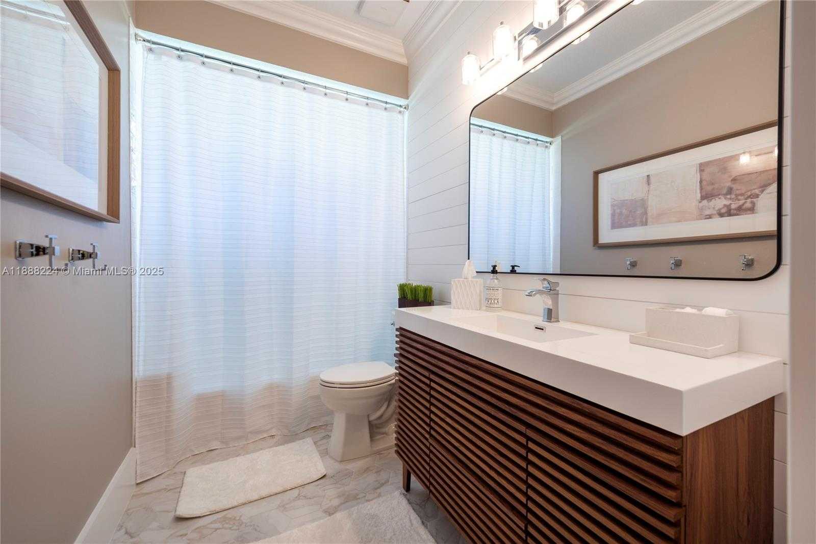 Small Image of 11636 NORTH WEST 5TH ST, Plantation Number 37