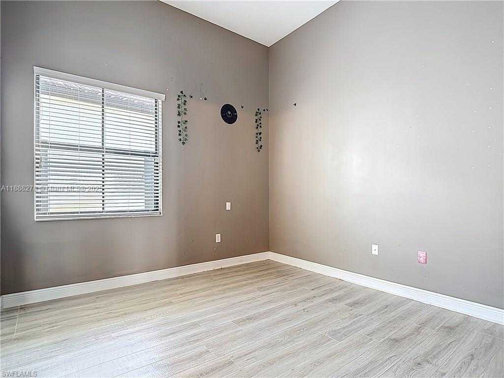 Small Image of 5118 GENOA ST, Ave Maria Number 24