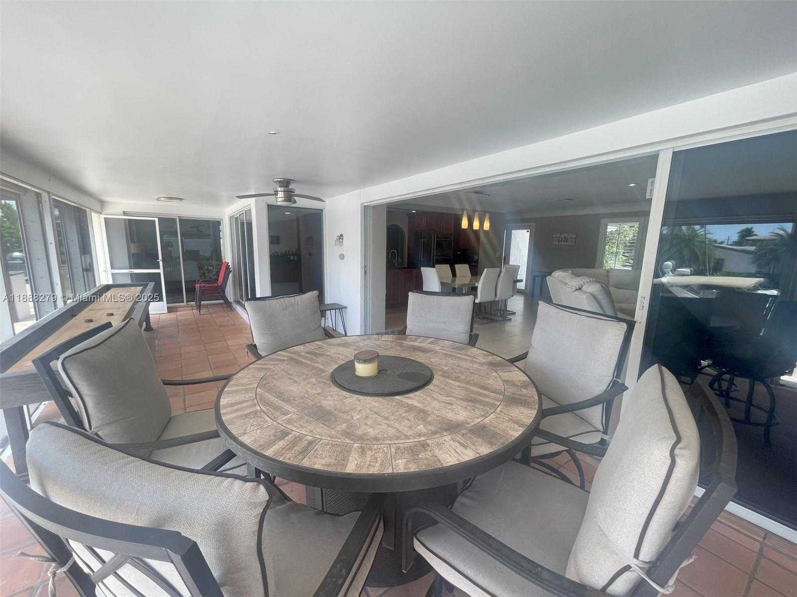 Small Image of 2740 NORTH EAST 6TH ST, Pompano Beach Number 16