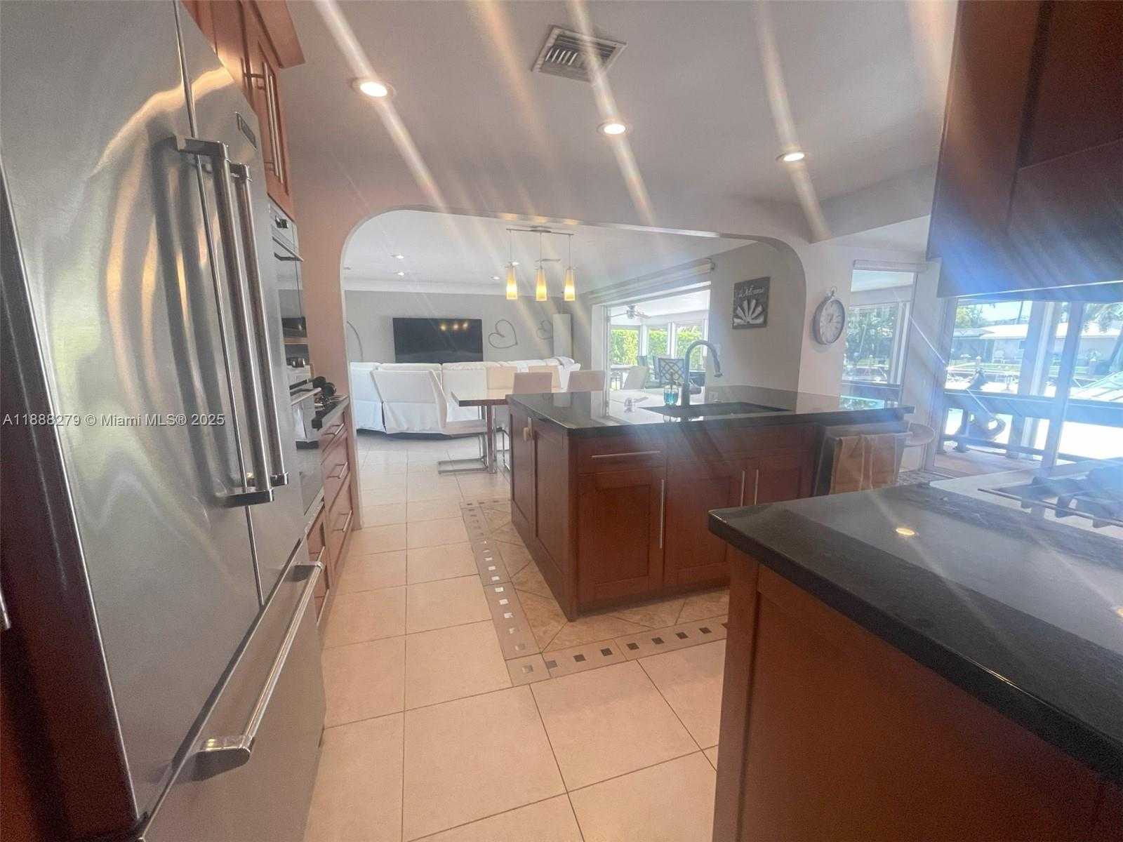 Small Image of 2740 NORTH EAST 6TH ST, Pompano Beach Number 21