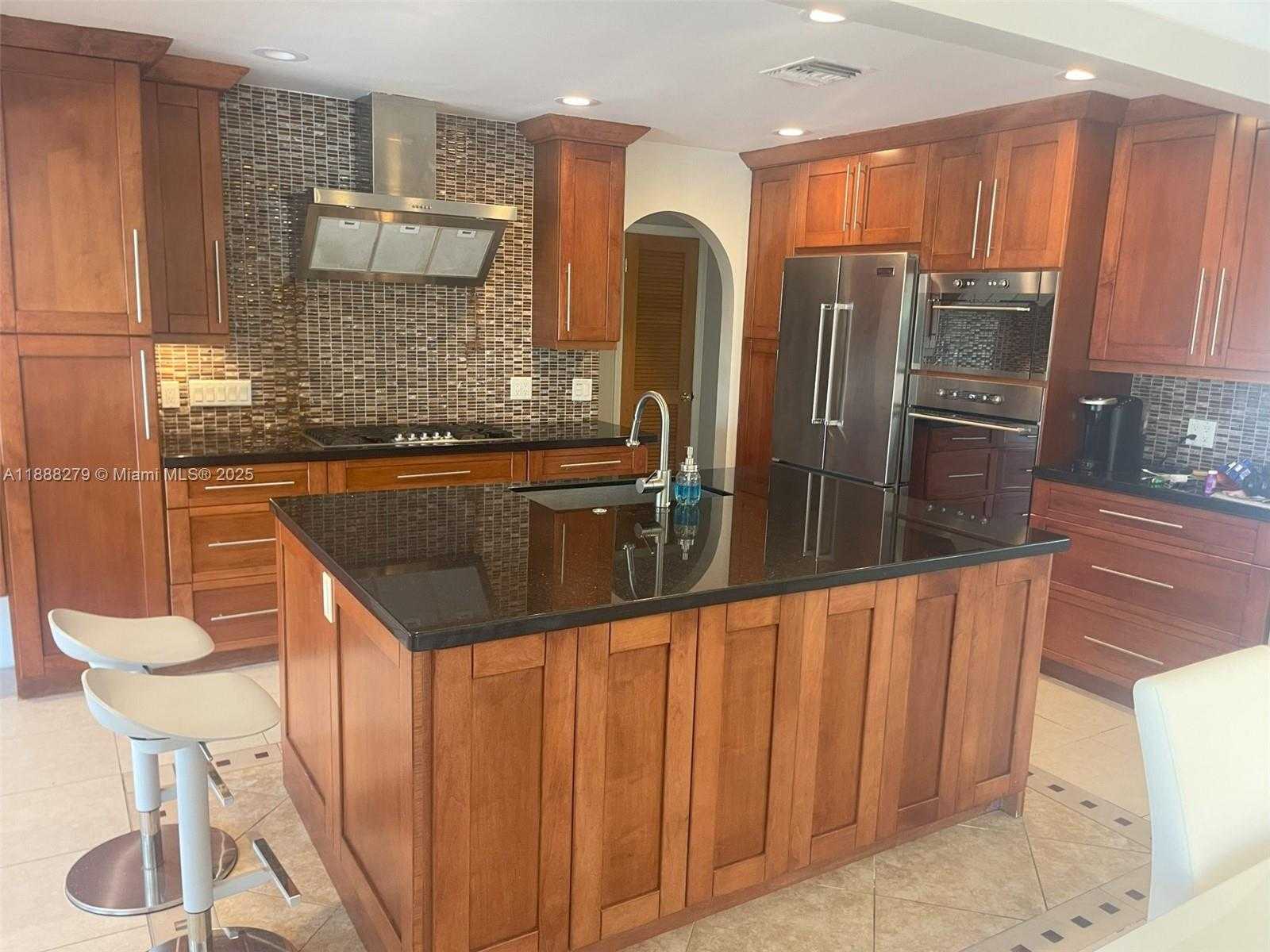 Small Image of 2740 NORTH EAST 6TH ST, Pompano Beach Number 24