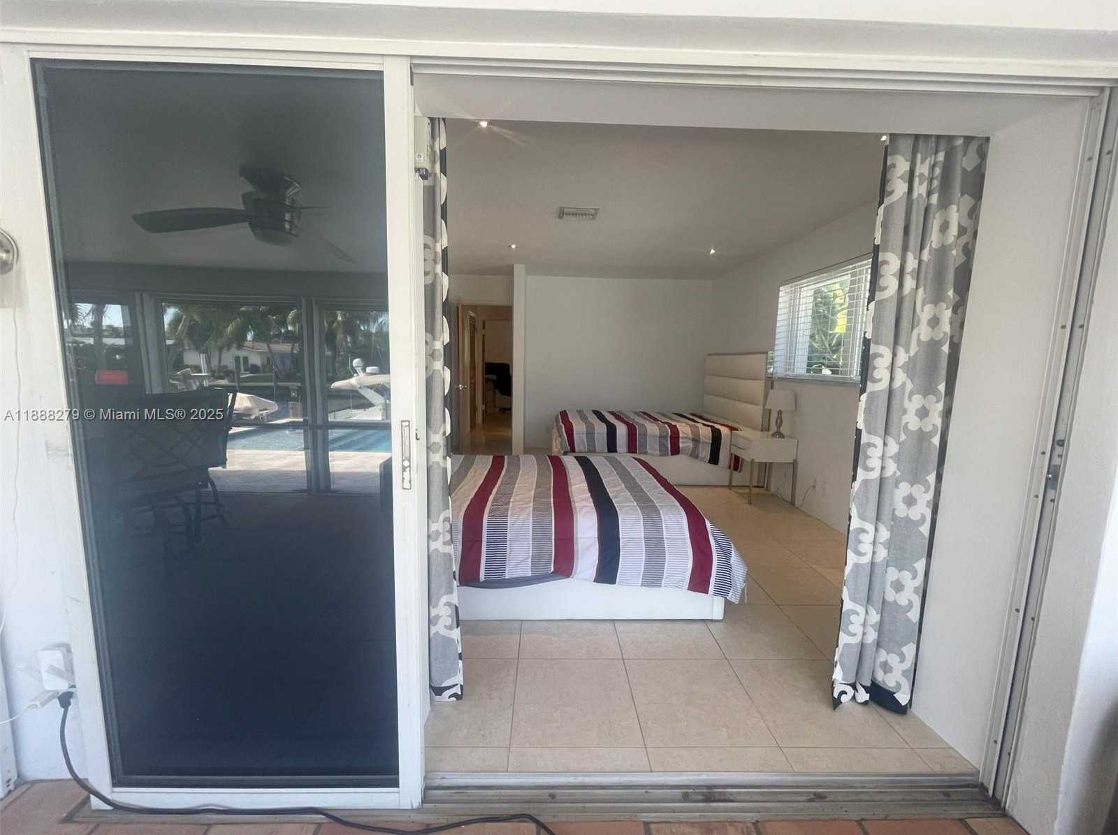 Small Image of 2740 NORTH EAST 6TH ST, Pompano Beach Number 33