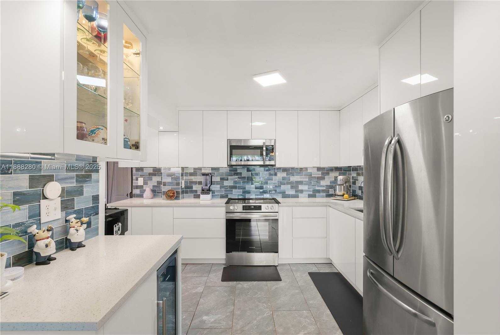 Small Image of 1631 NORTH EAST 32ND ST, Pompano Beach Number 11