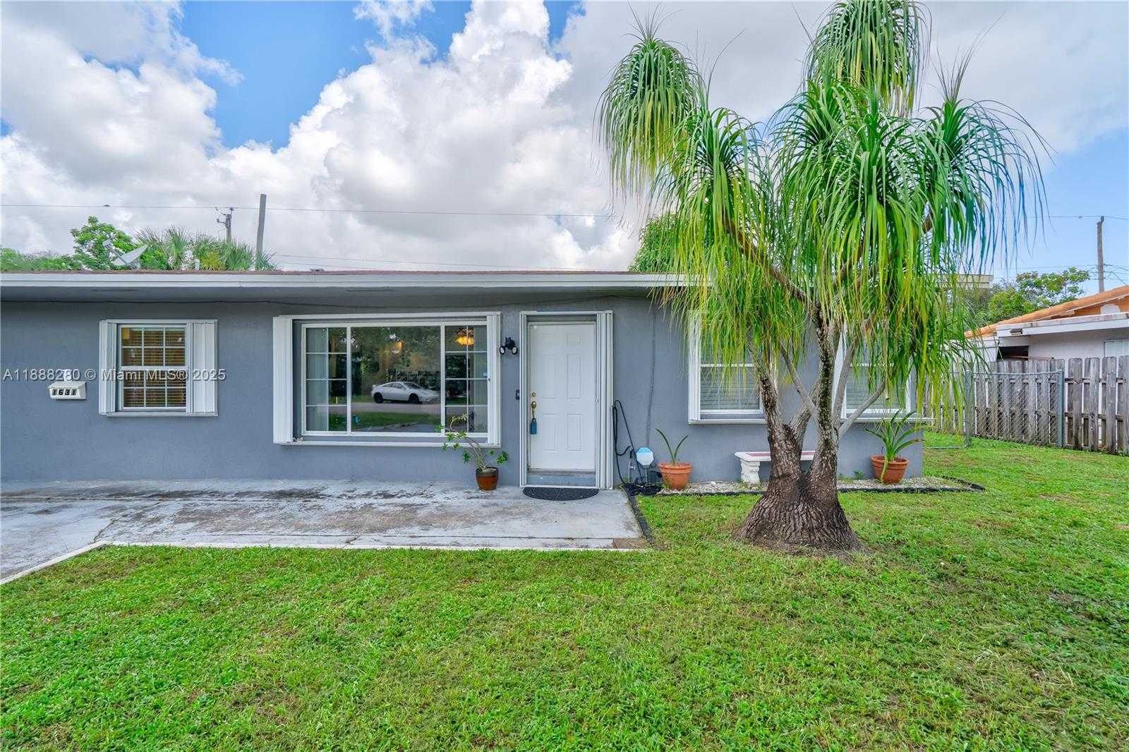 Small Image of 1631 NORTH EAST 32ND ST, Pompano Beach Number 2