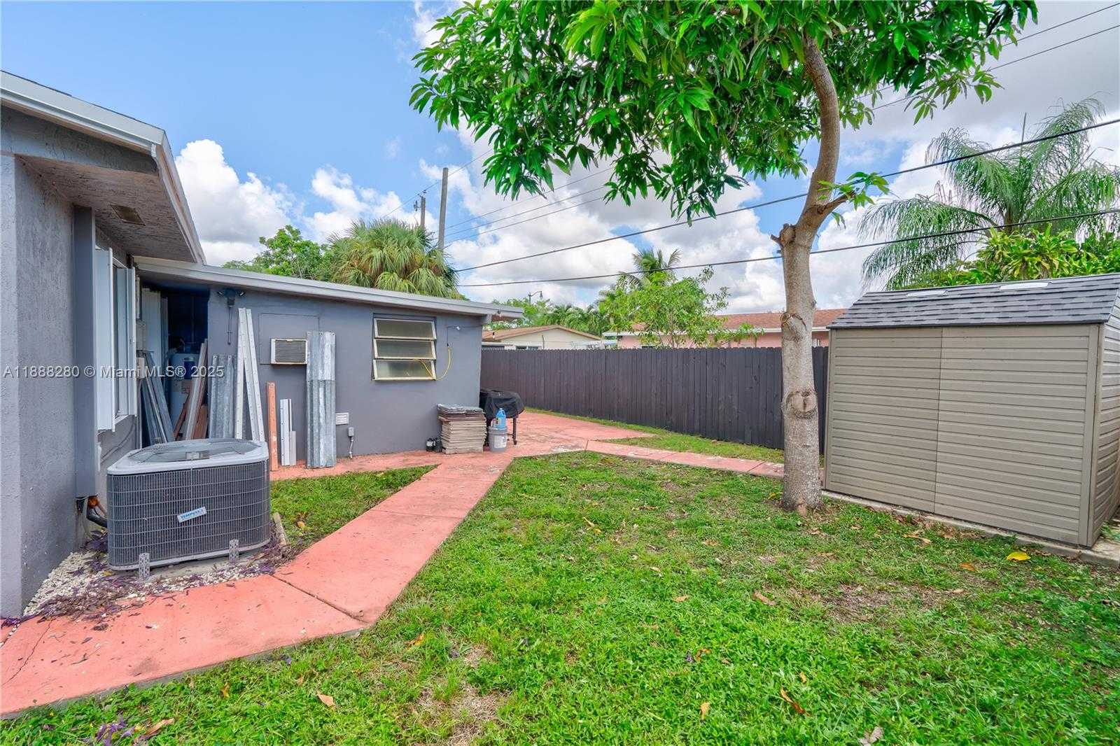 Small Image of 1631 NORTH EAST 32ND ST, Pompano Beach Number 27
