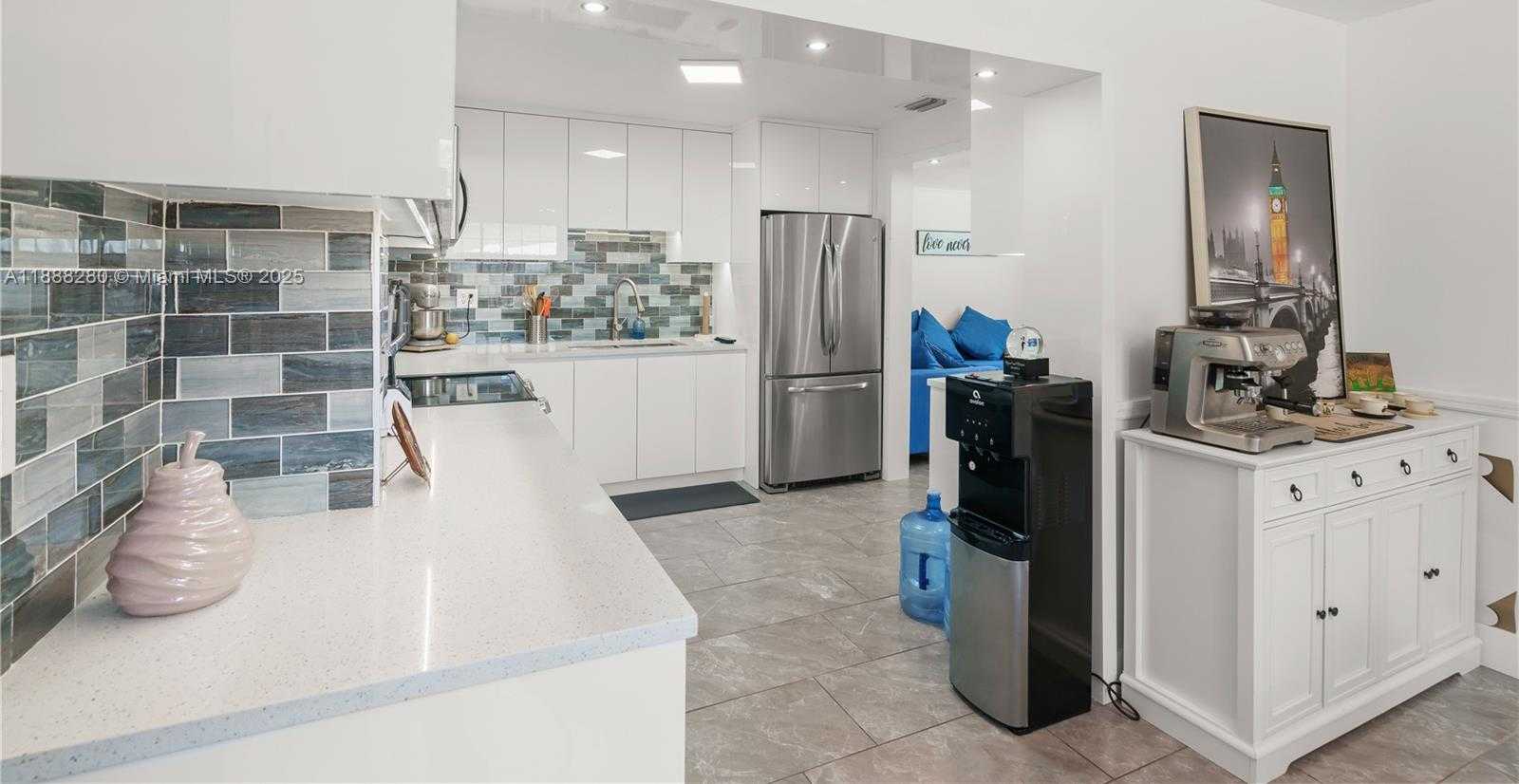 Small Image of 1631 NORTH EAST 32ND ST, Pompano Beach Number 9