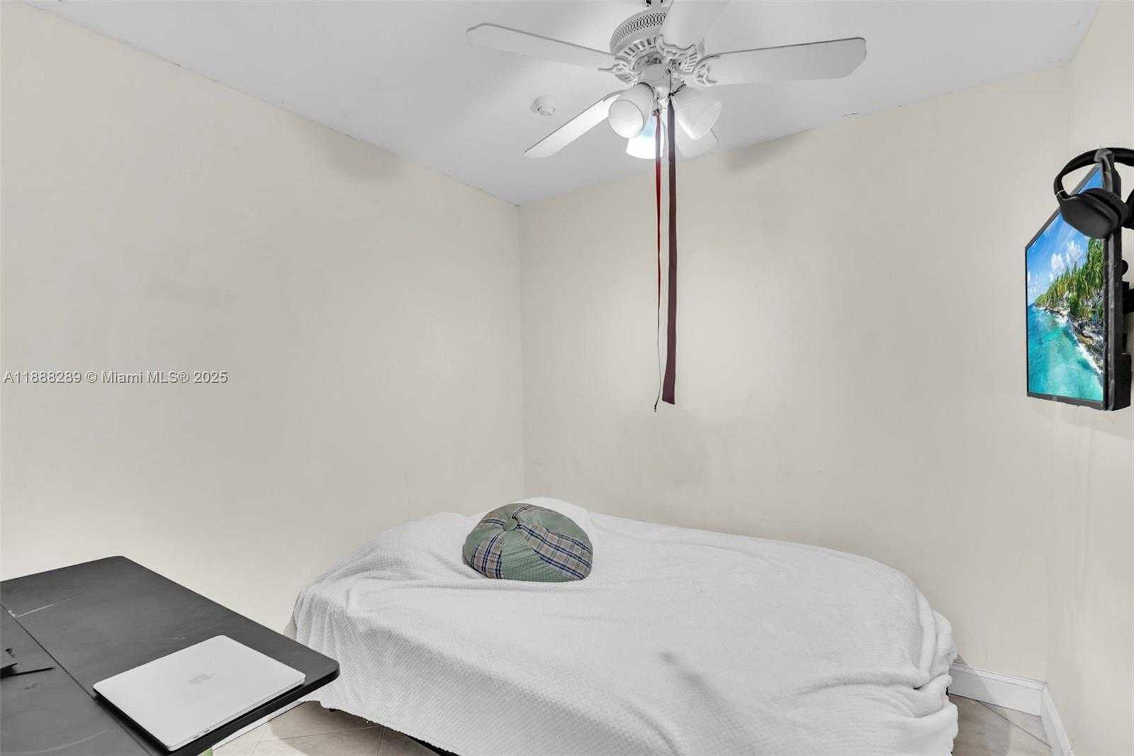 Small Image of 1821 SOUTH WEST 98TH TER, Miramar Number 18