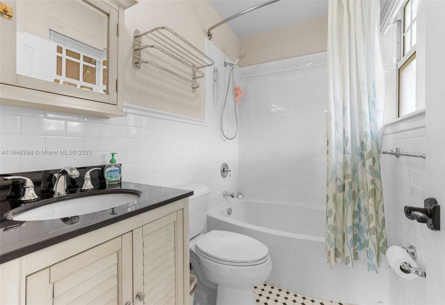 Small Image of 1291 NORTH EAST 102ND ST, Miami Shores Number 31