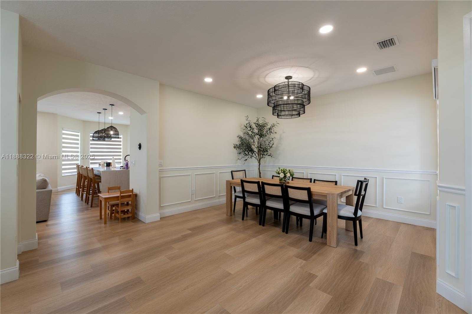 Small Image of 17323 SOUTH WEST 47TH CT, Miramar Number 5