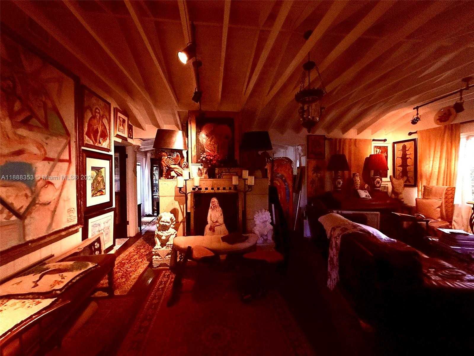 Small Image of 10901 NORTH EAST 3RD AVE, Miami Number 29
