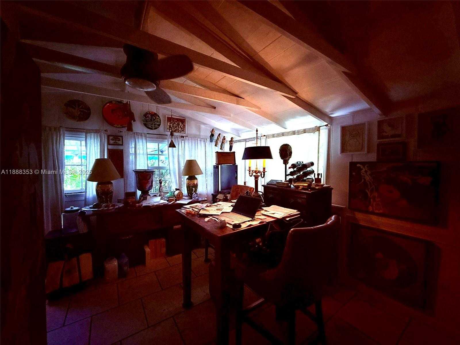 Small Image of 10901 NORTH EAST 3RD AVE, Miami Number 48