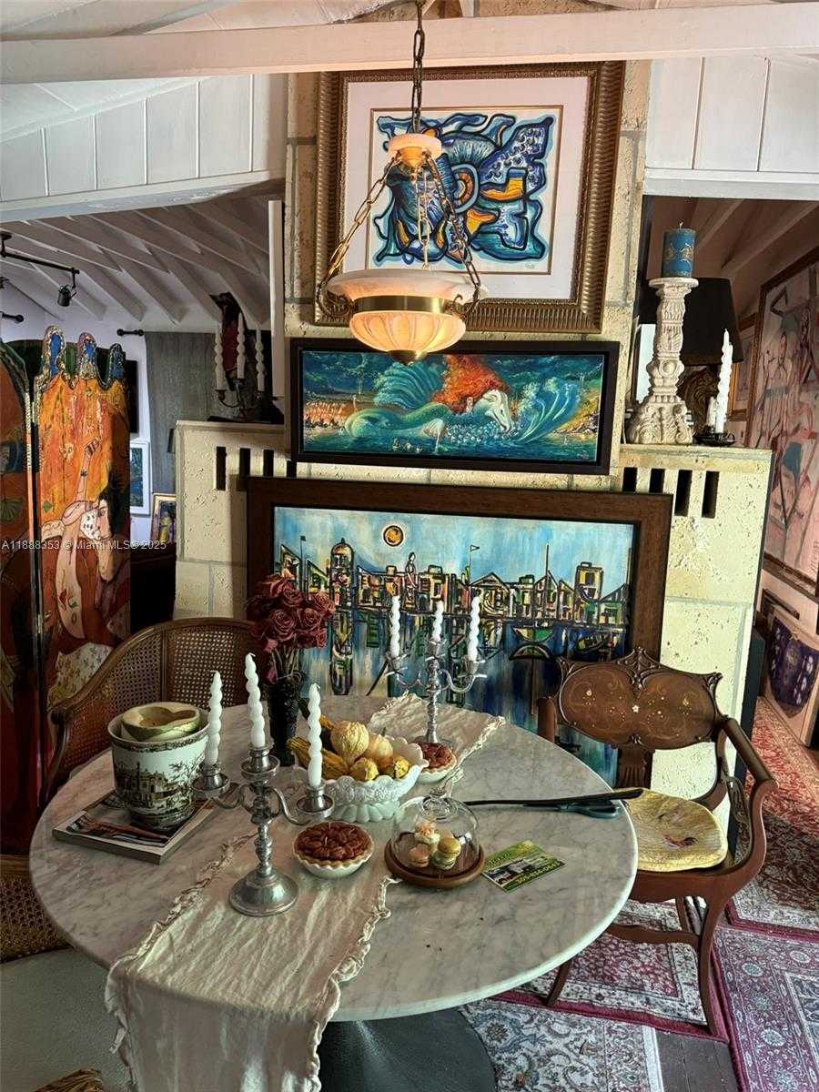 Small Image of 10901 NORTH EAST 3RD AVE, Miami Number 55