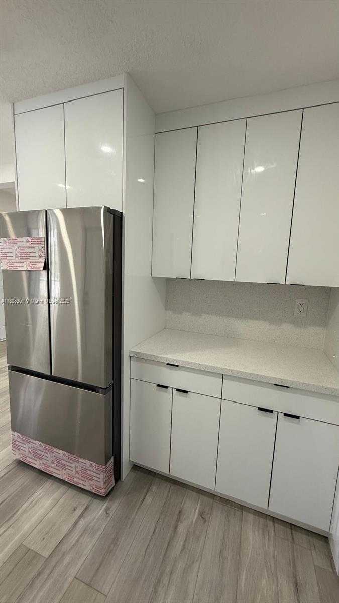 Small Image of 980 NORTH EAST 146TH ST, North Miami Number 20