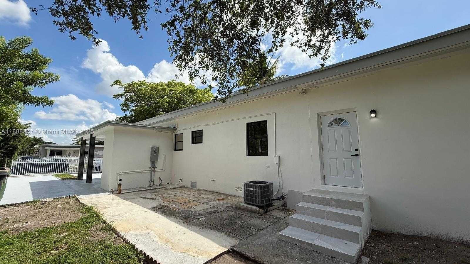 Small Image of 980 NORTH EAST 146TH ST, North Miami Number 43