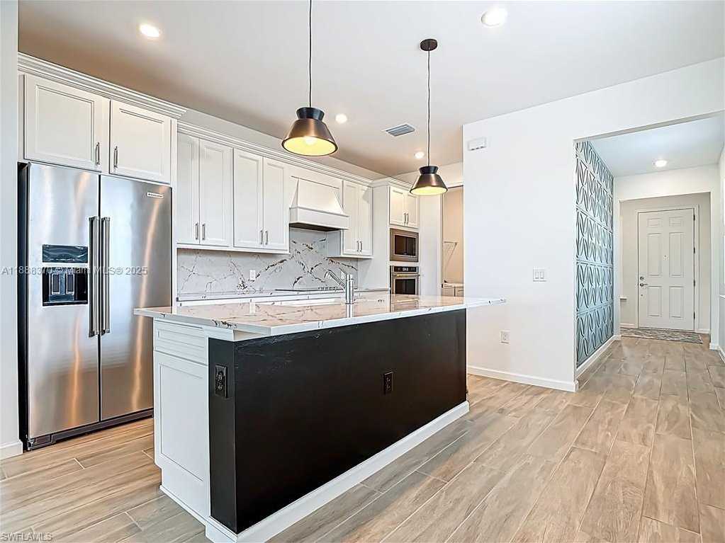 Small Image of 6329 HONOR WAY, Ave Maria Number 10