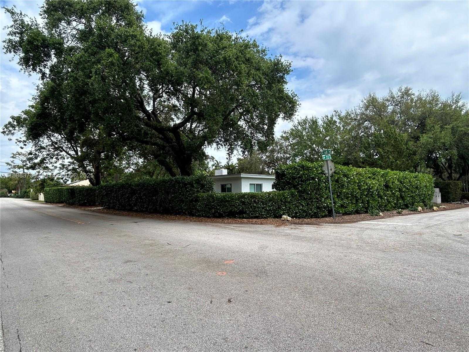 Small Image of Miami Number 2