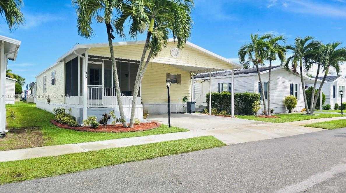 Small Image of 16 HOLLY LN, Davie Number 2