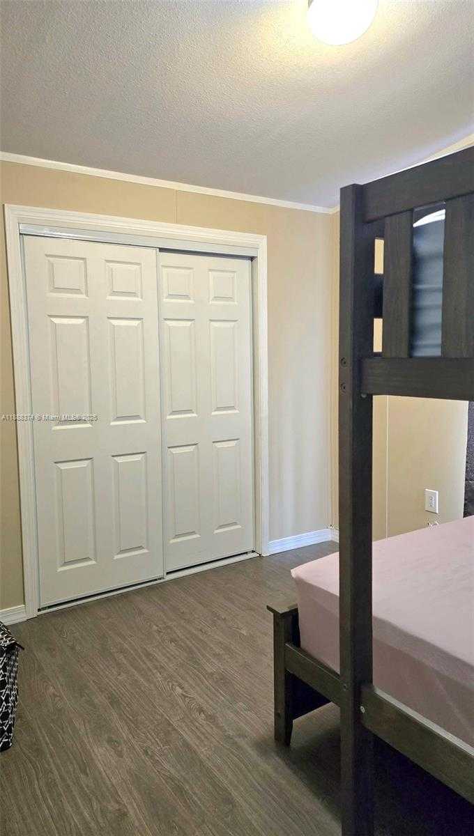 Small Image of 16 HOLLY LN, Davie Number 23