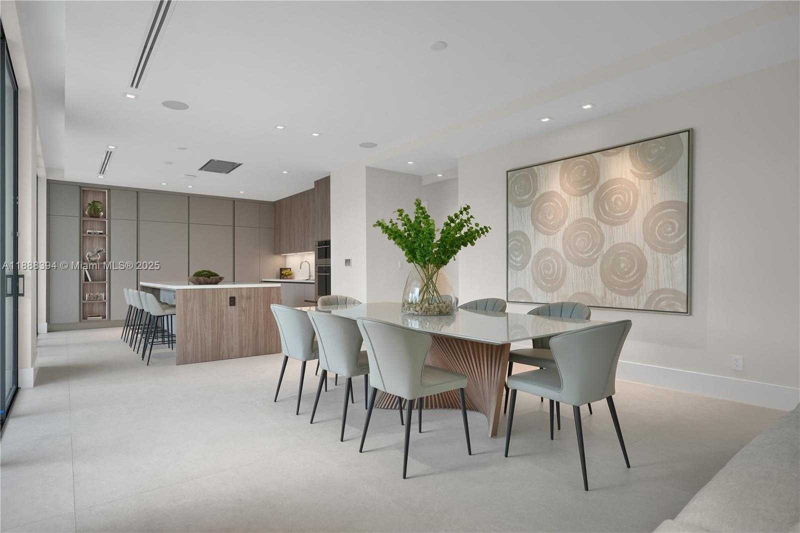 Small Image of 100 HAMPTON LN, Key Biscayne Number 11