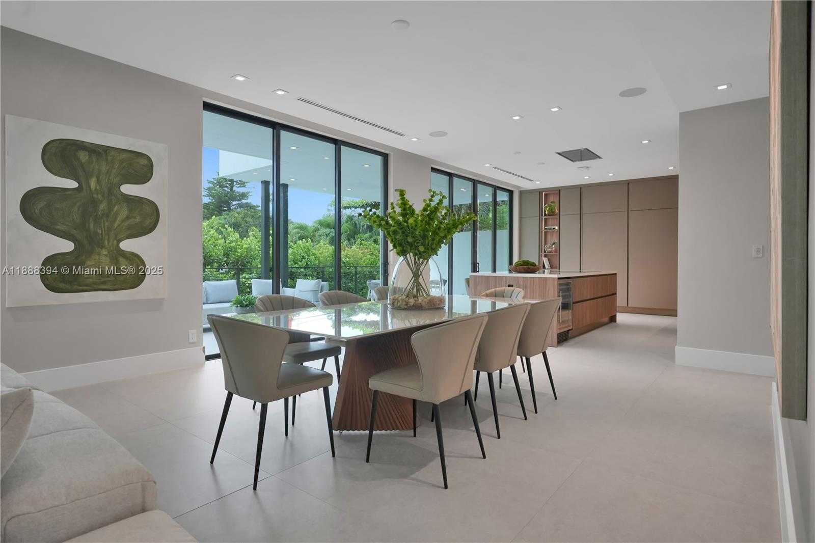 Small Image of 100 HAMPTON LN, Key Biscayne Number 14