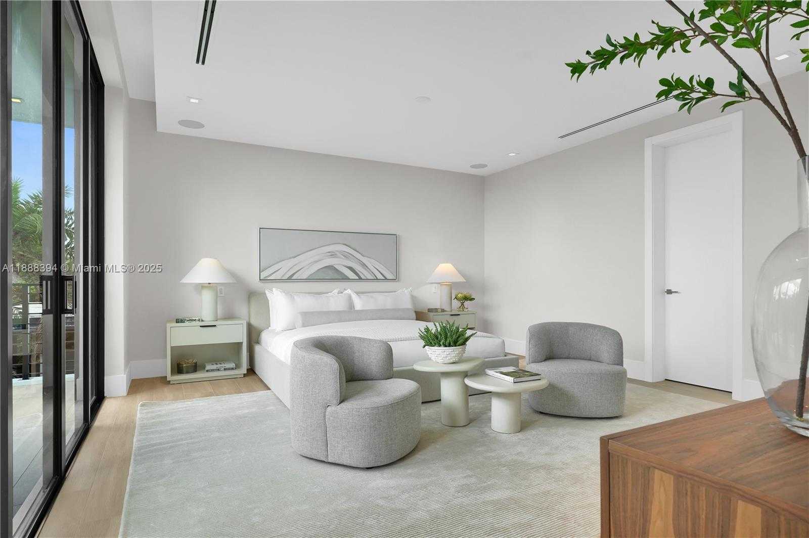 Small Image of 100 HAMPTON LN, Key Biscayne Number 20