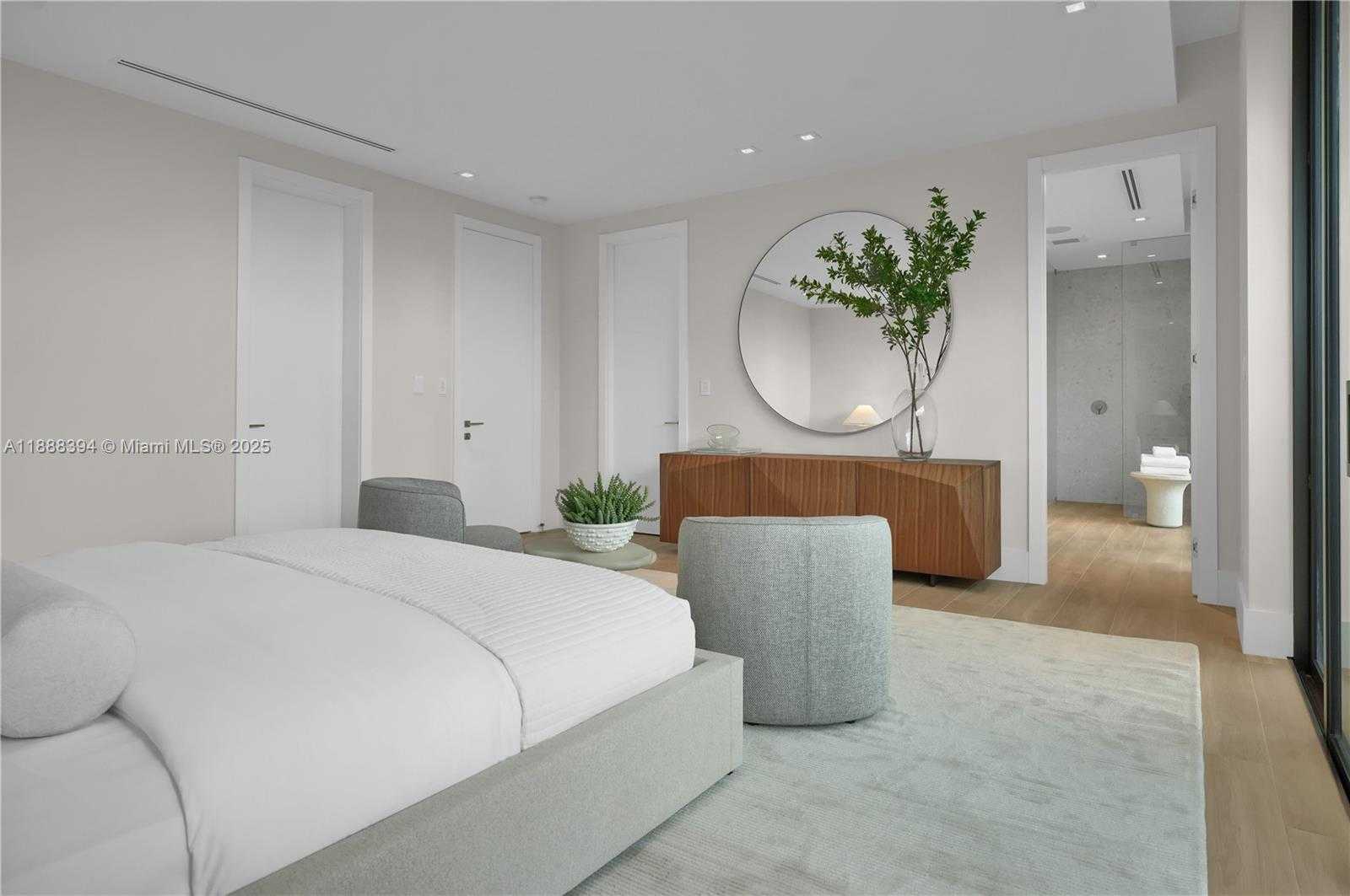 Small Image of 100 HAMPTON LN, Key Biscayne Number 21