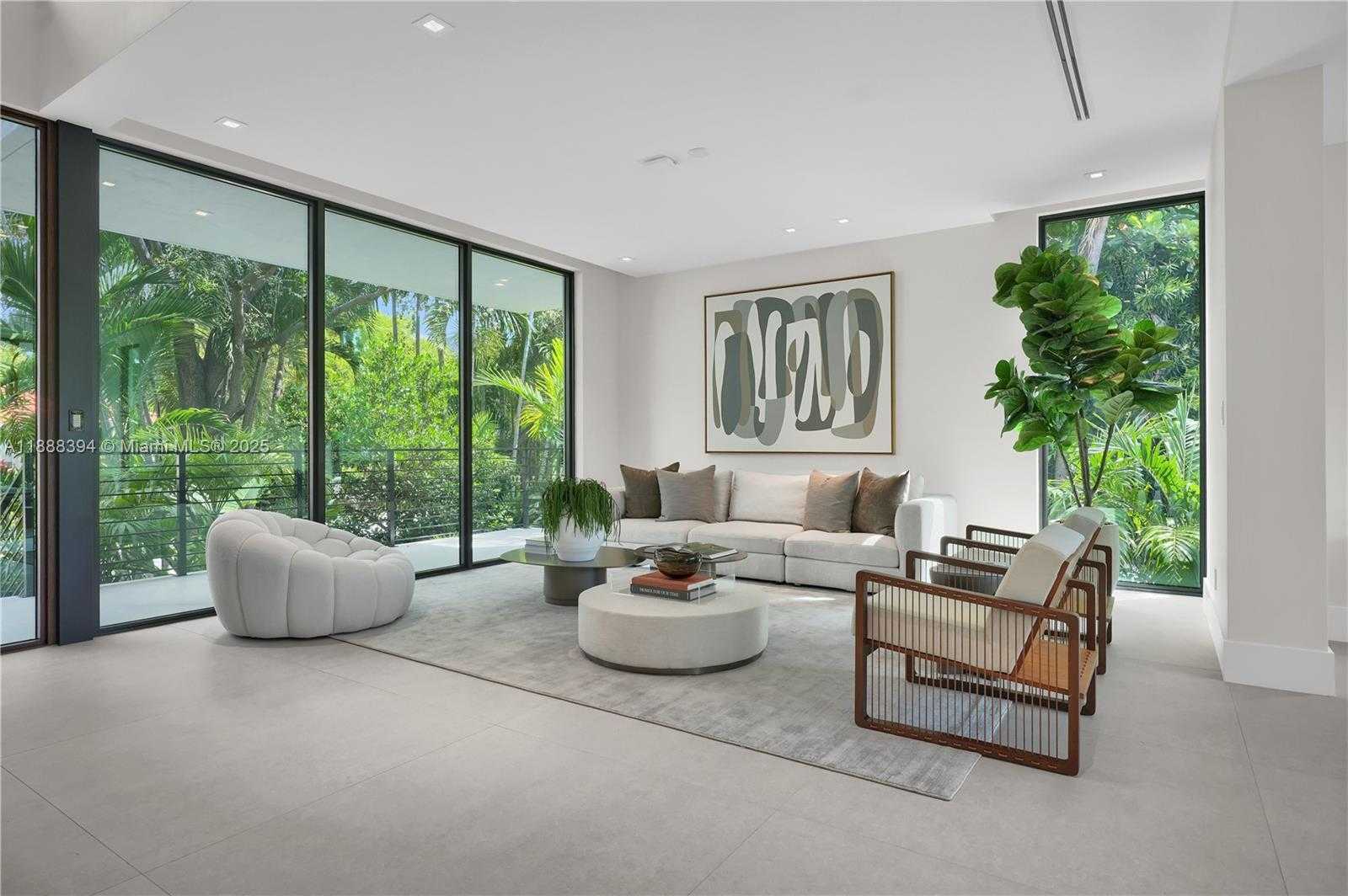 Small Image of 100 HAMPTON LN, Key Biscayne Number 9