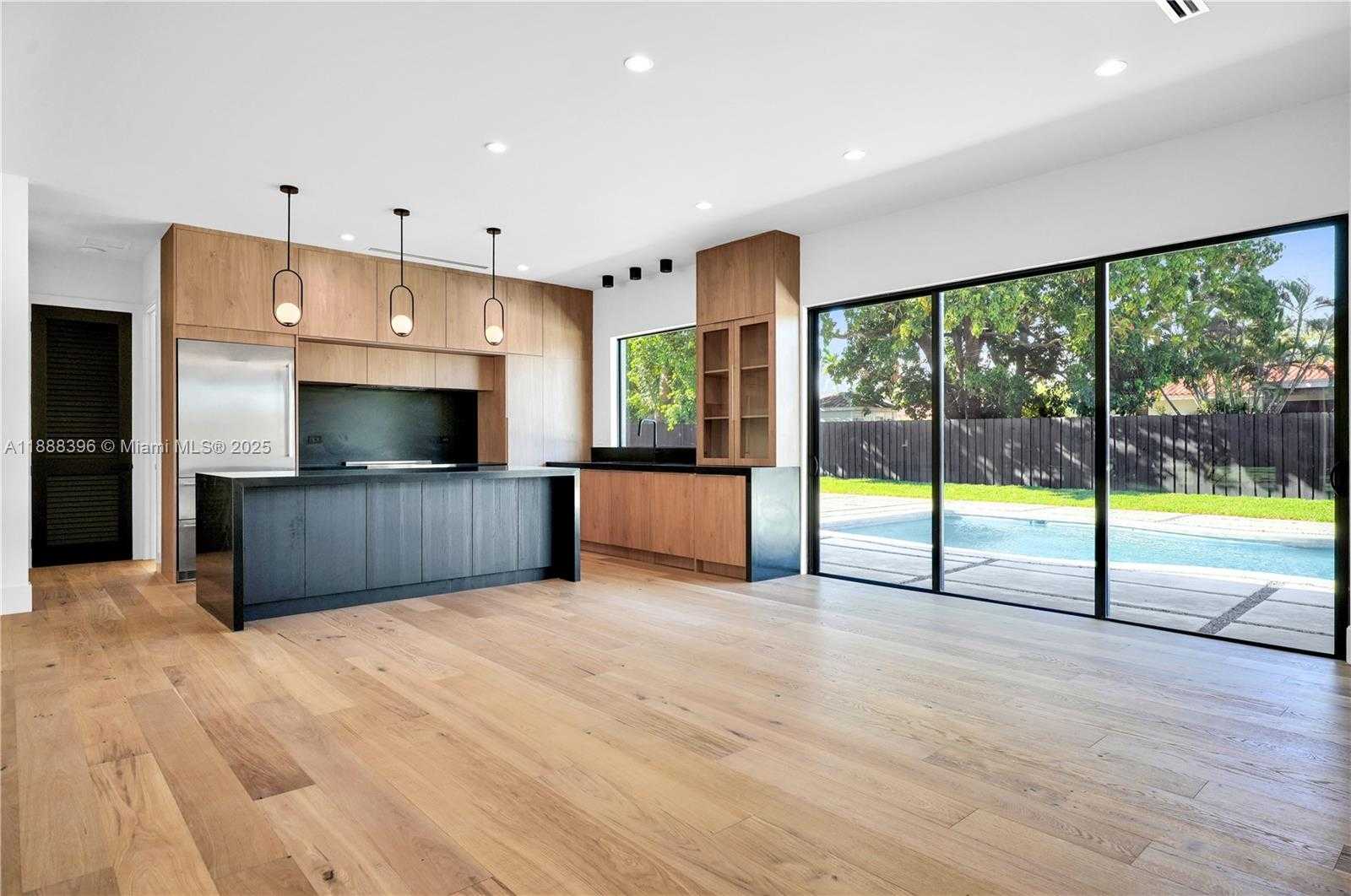 Small Image of 8765 SOUTH WEST 175TH ST, Palmetto Bay Number 4