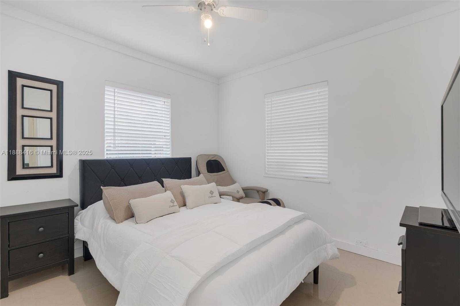 Small Image of 139 SOUTH WEST 21ST WAY, Fort Lauderdale Number 16