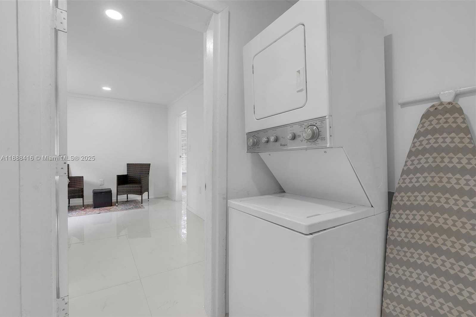 Small Image of 139 SOUTH WEST 21ST WAY, Fort Lauderdale Number 20