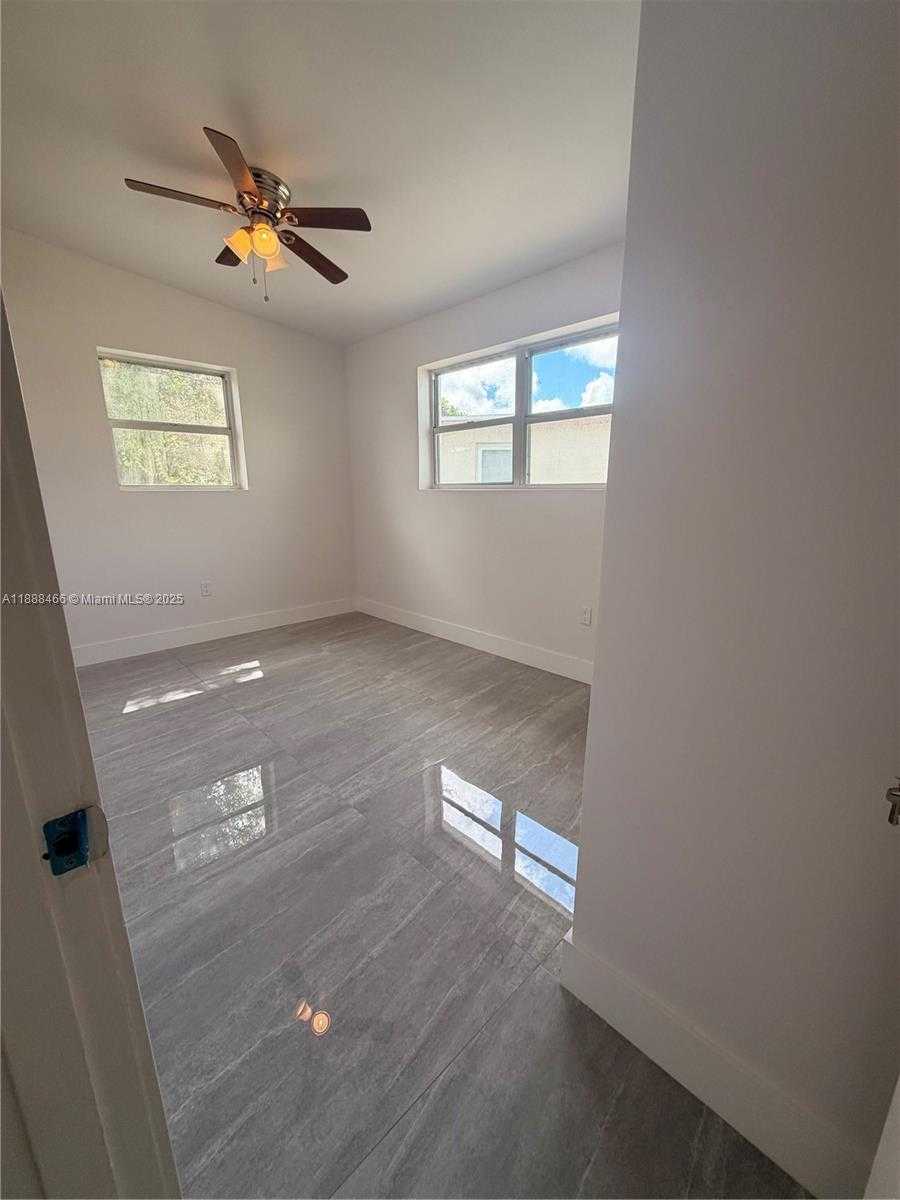 Small Image of 318 NORTH WEST 30TH TER, Fort Lauderdale Number 10