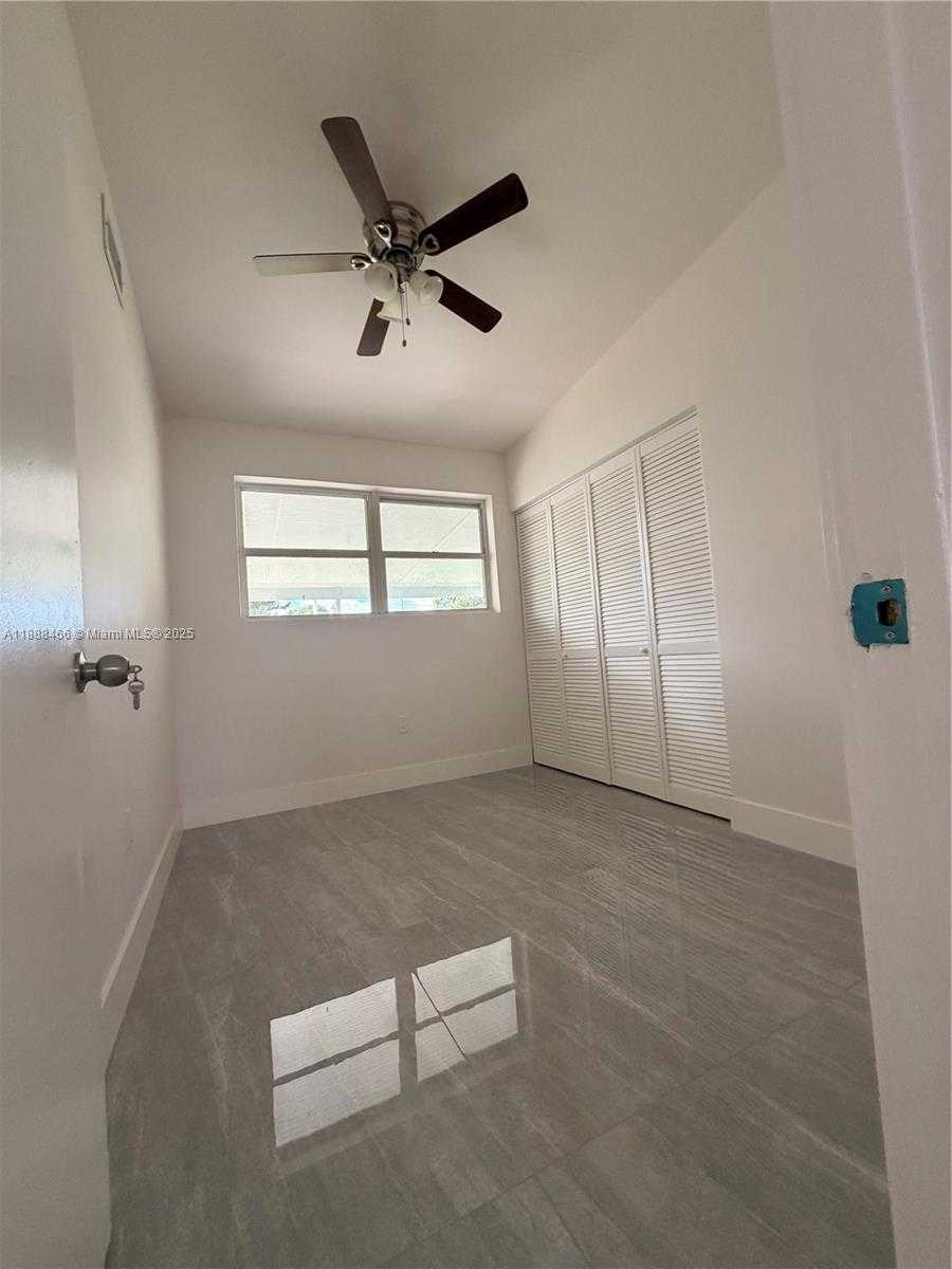 Small Image of 318 NORTH WEST 30TH TER, Fort Lauderdale Number 16