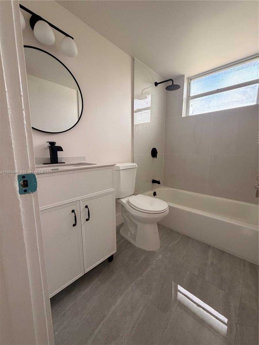 Small Image of 318 NORTH WEST 30TH TER, Fort Lauderdale Number 17