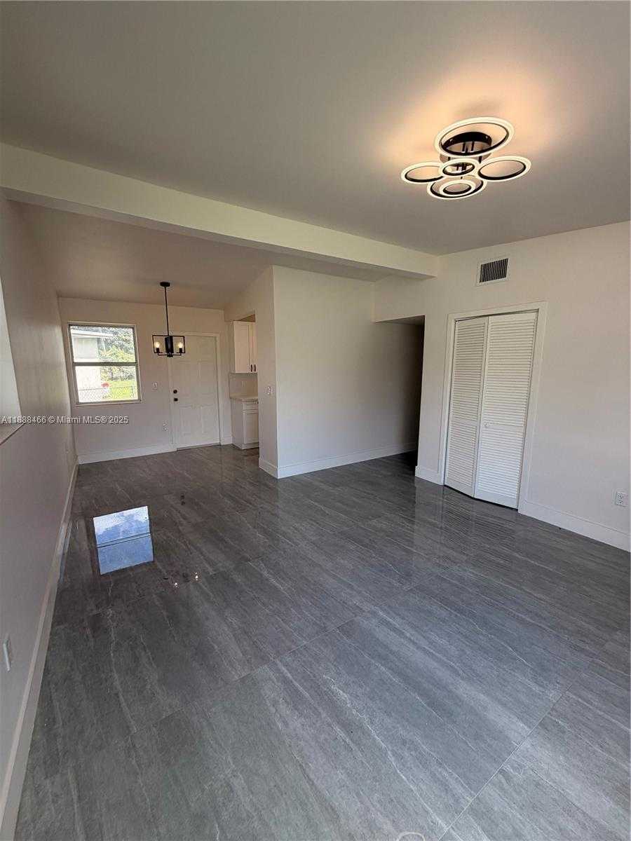 Small Image of 318 NORTH WEST 30TH TER, Fort Lauderdale Number 19