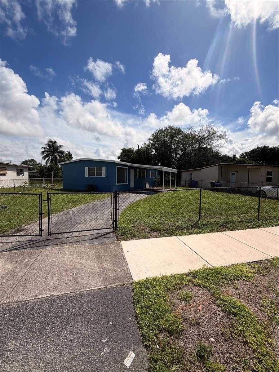 Small Image of 318 NORTH WEST 30TH TER, Fort Lauderdale Number 2