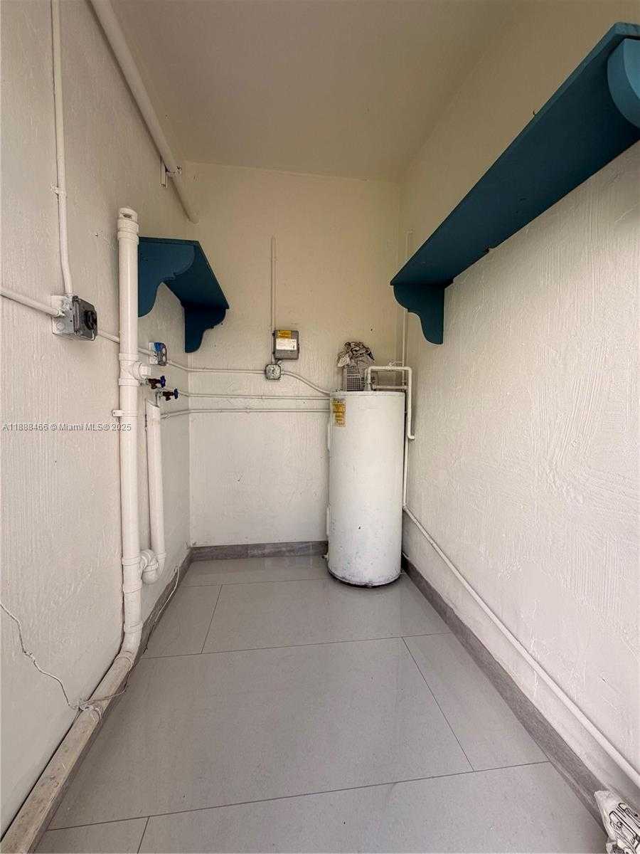 Small Image of 318 NORTH WEST 30TH TER, Fort Lauderdale Number 21