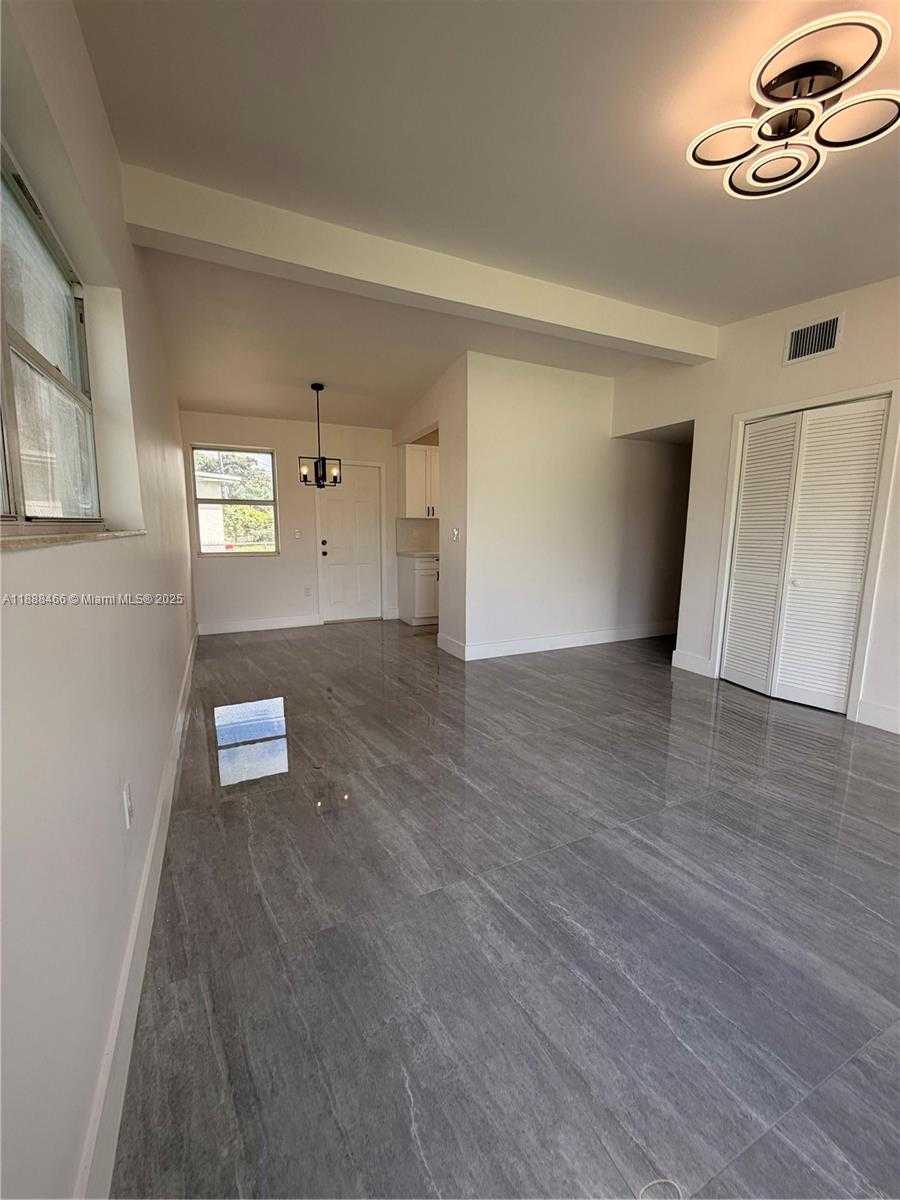 Small Image of 318 NORTH WEST 30TH TER, Fort Lauderdale Number 23