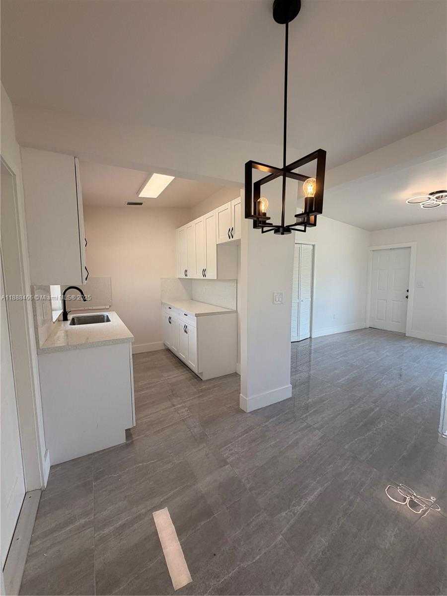Small Image of 318 NORTH WEST 30TH TER, Fort Lauderdale Number 24