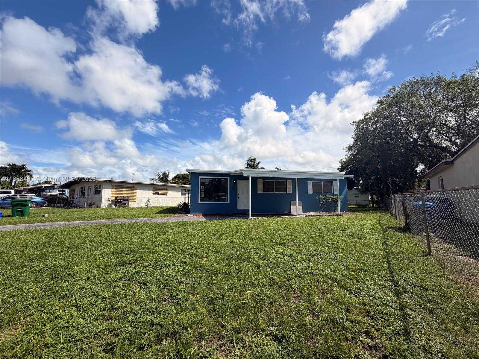 Small Image of 318 NORTH WEST 30TH TER, Fort Lauderdale Number 5