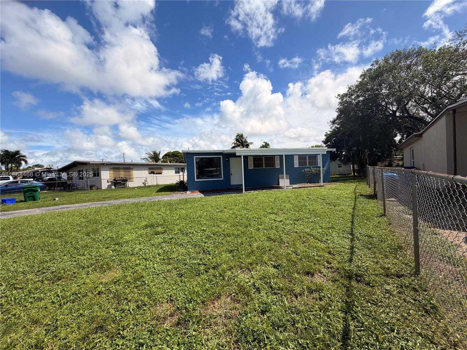 Small Image of 318 NORTH WEST 30TH TER, Fort Lauderdale Number 6