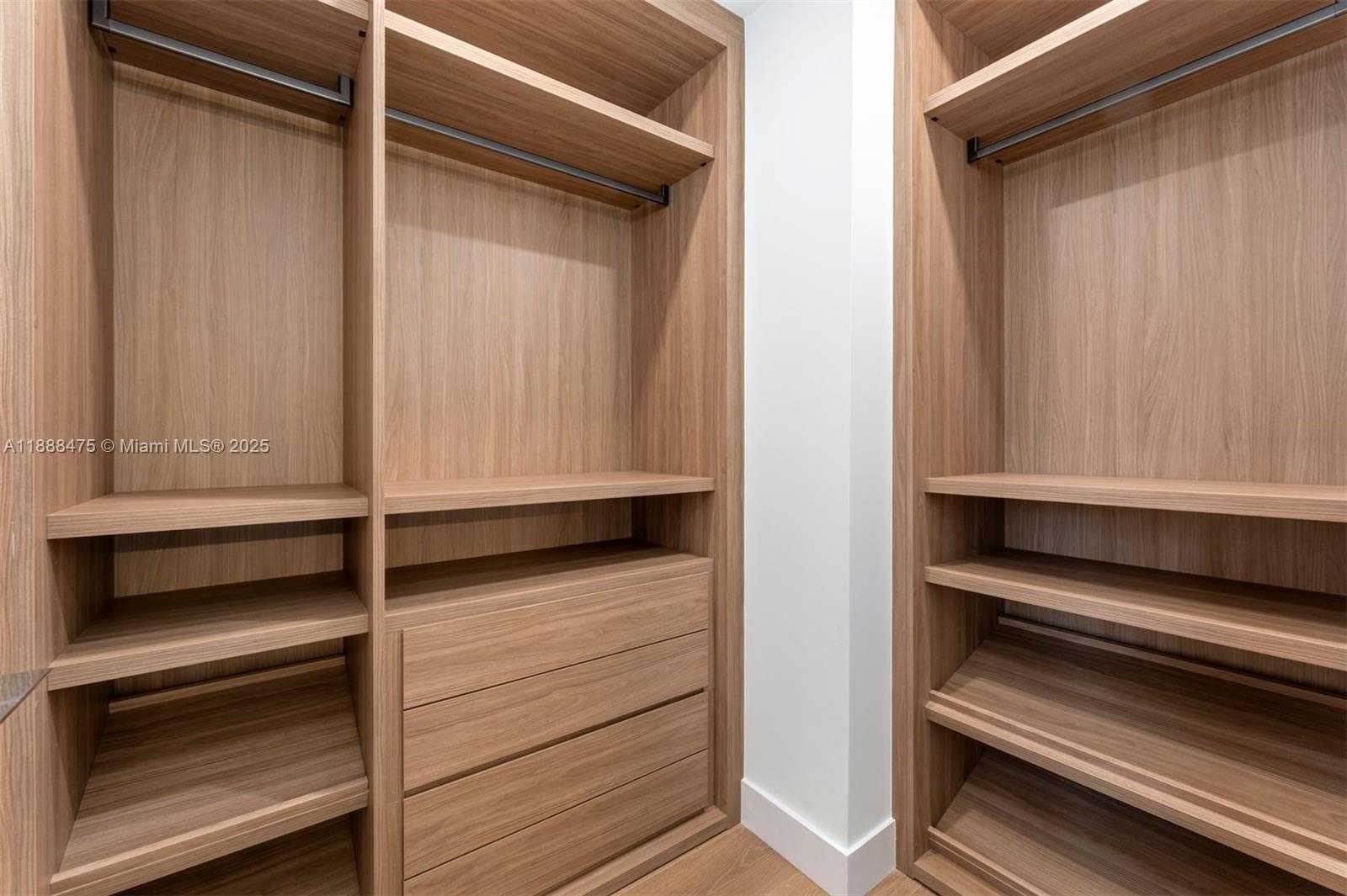 Small Image of 3114 PRAIRIE AVE, Miami Beach Number 32