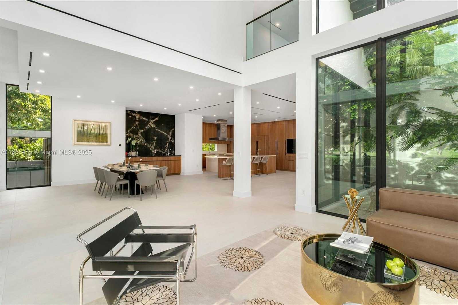 Small Image of 3114 PRAIRIE AVE, Miami Beach Number 4