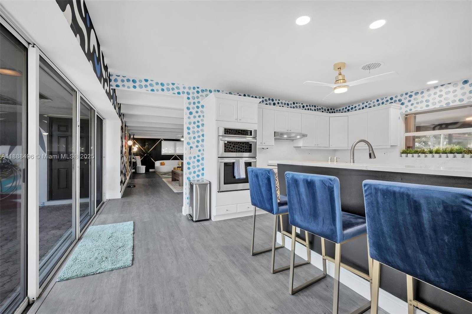 Small Image of 5830 NORTH EAST 14TH RD, Fort Lauderdale Number 17