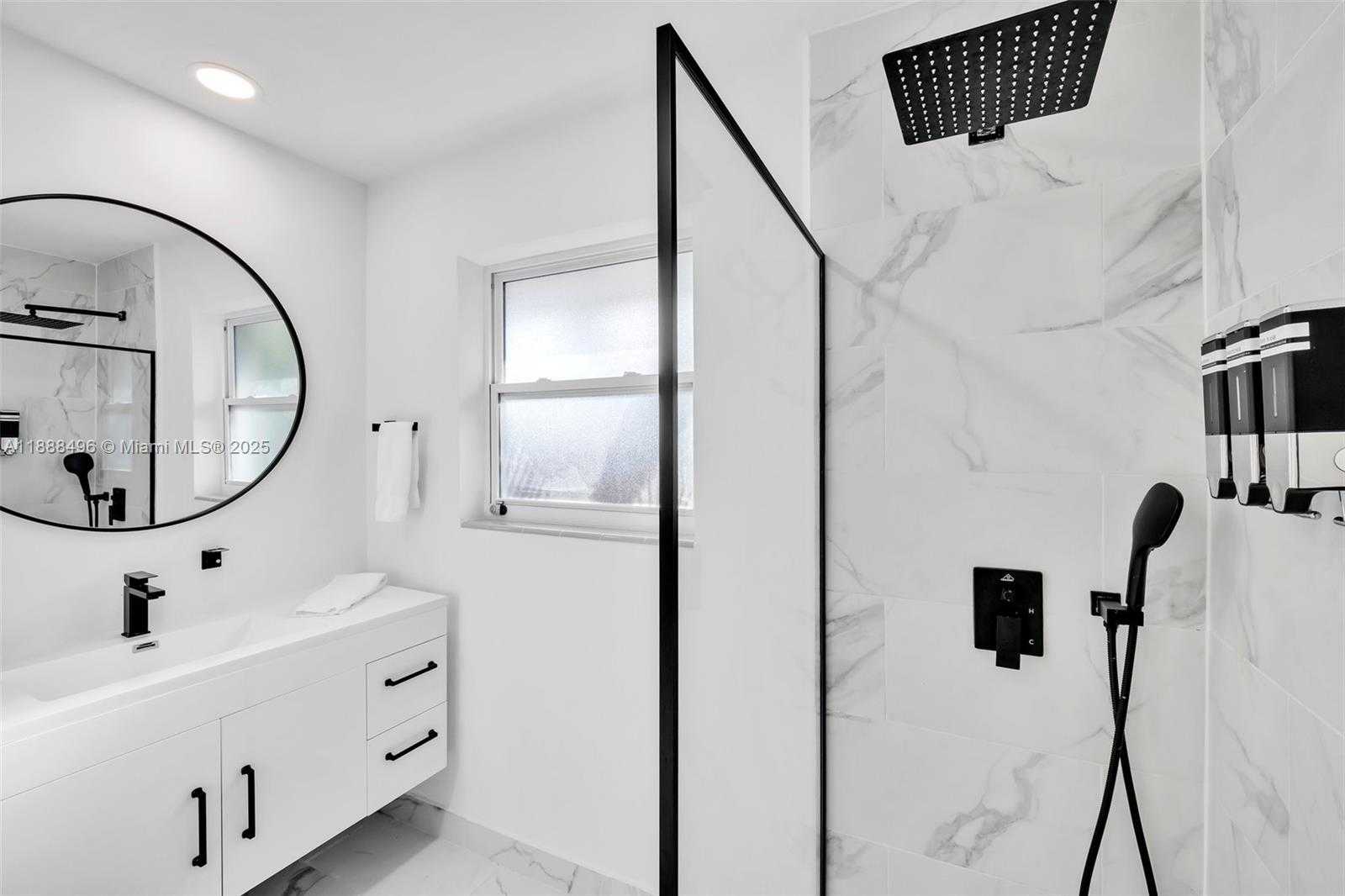 Small Image of 5830 NORTH EAST 14TH RD, Fort Lauderdale Number 27