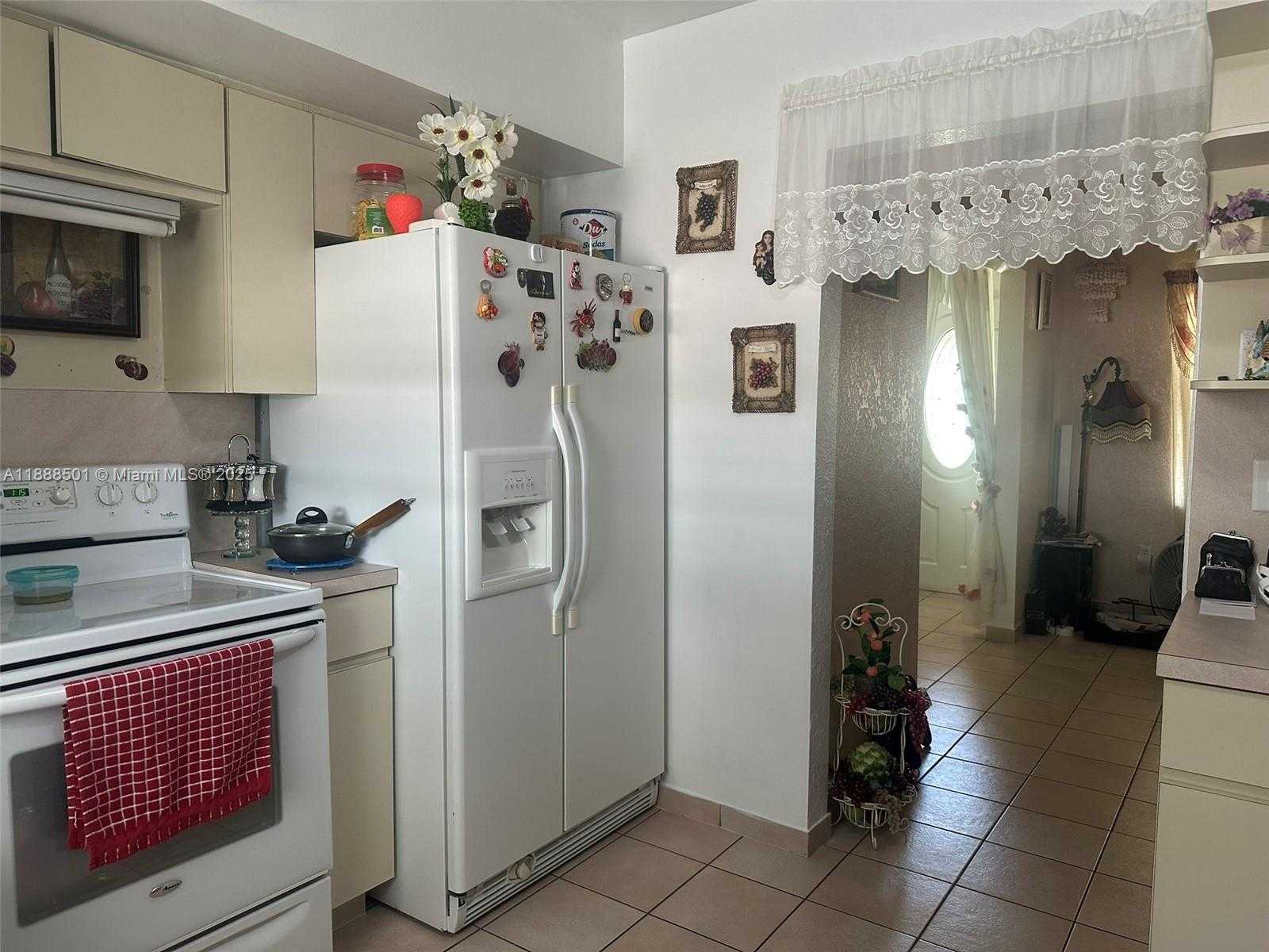 Small Image of 265 WEST 55TH ST, Hialeah Number 25