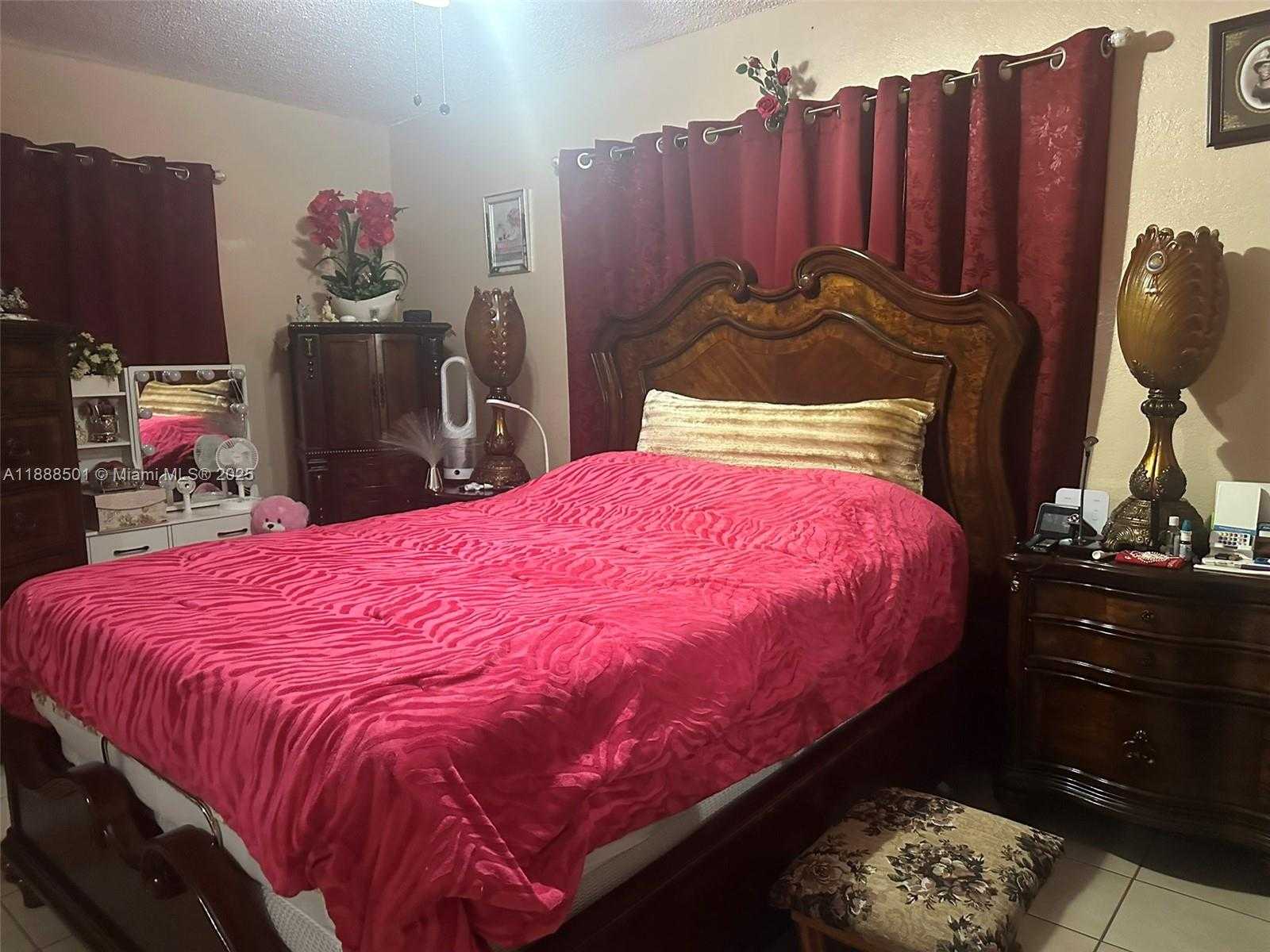 Small Image of 265 WEST 55TH ST, Hialeah Number 28