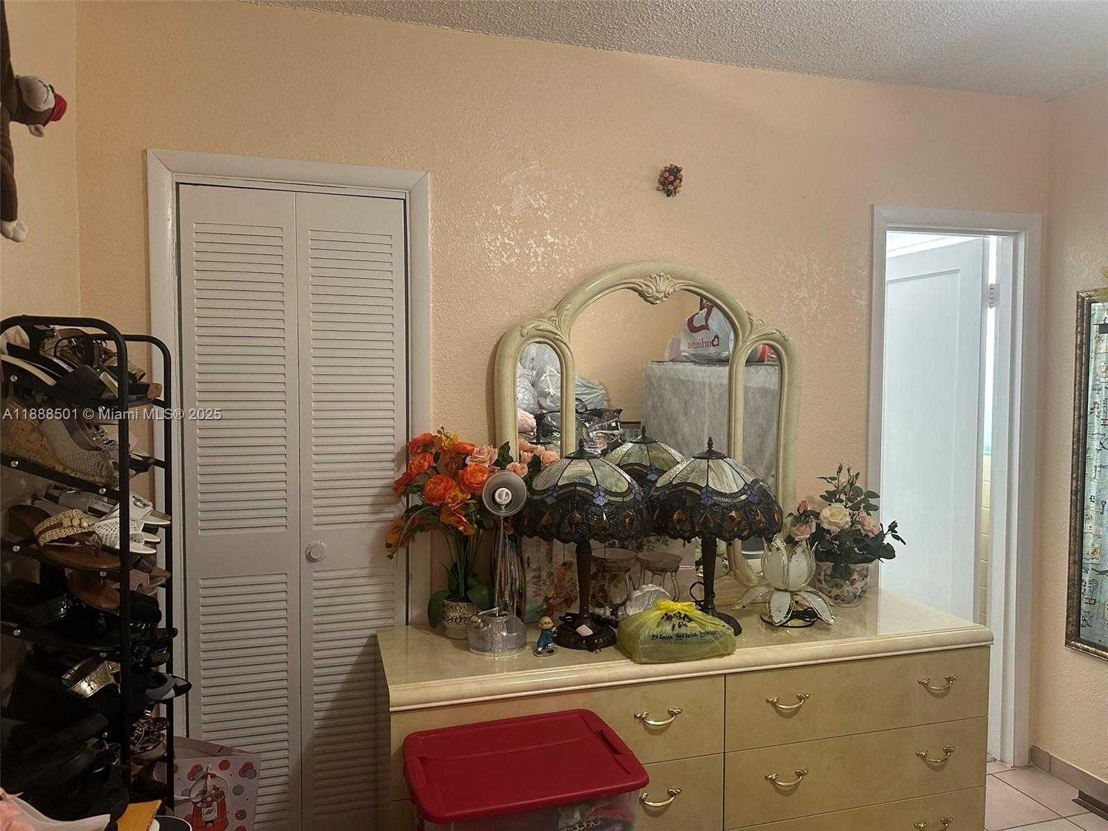 Small Image of 265 WEST 55TH ST, Hialeah Number 33